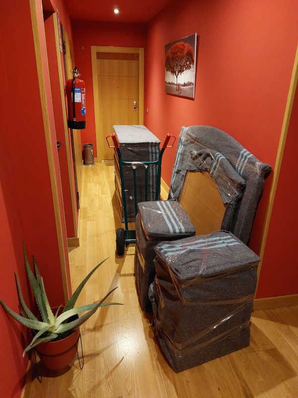 ¿Cuánto cuesta mudanza de muebles y equipaje en la Comunidad de Madrid?